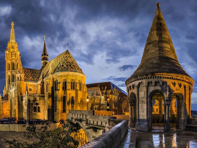 BUDAPEST 5 Jewels of Europe holiday package